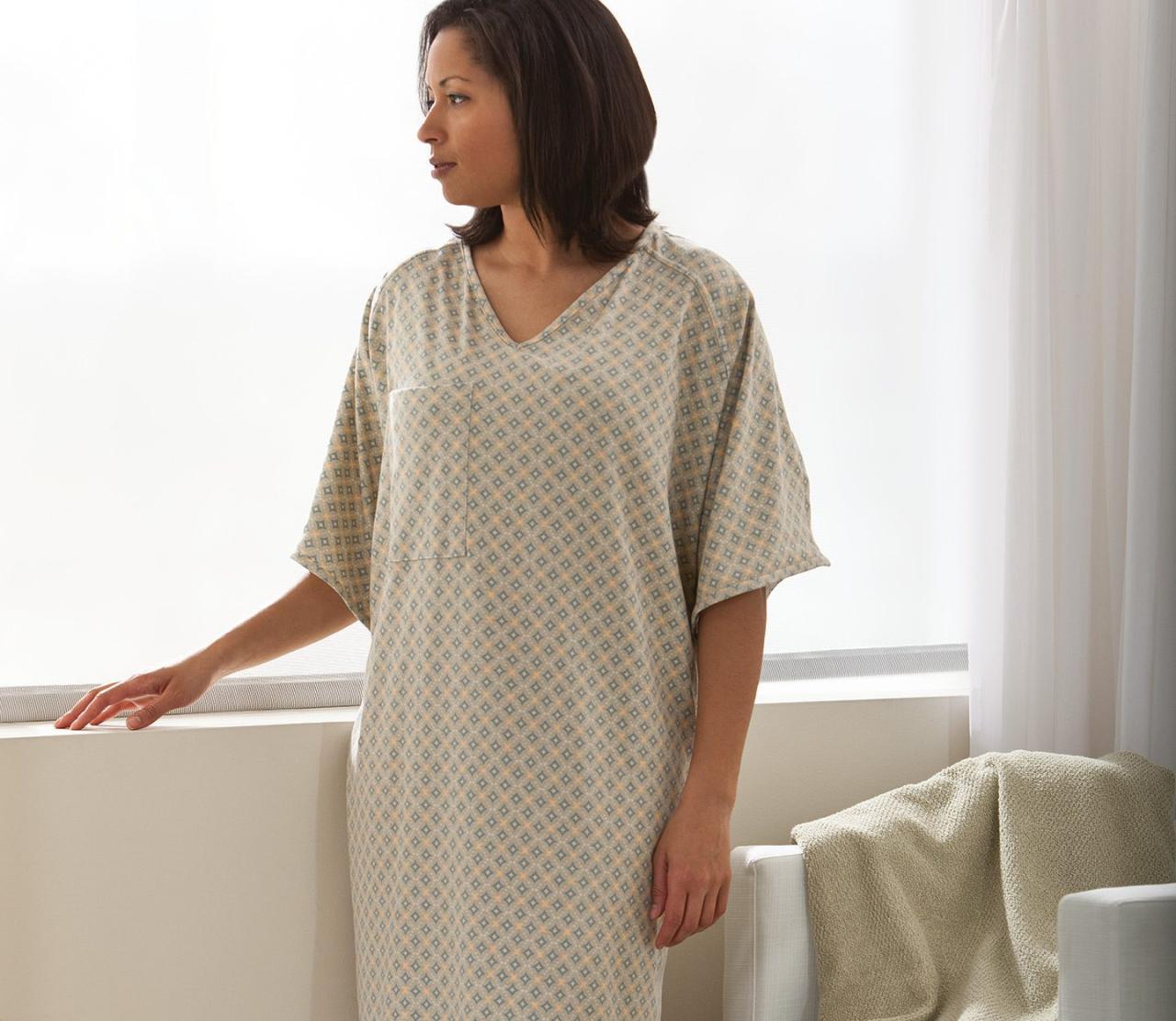 Patient Gowns | AmeriPride