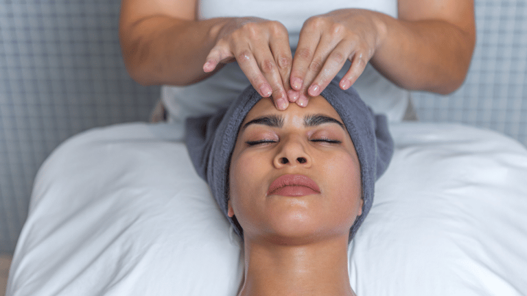Professional Elegant Beauty Salon Coupon | Beauty salon, Discount card ... Professional Elegant Beauty Salon Coupon | Beauty salon, Discount card ...