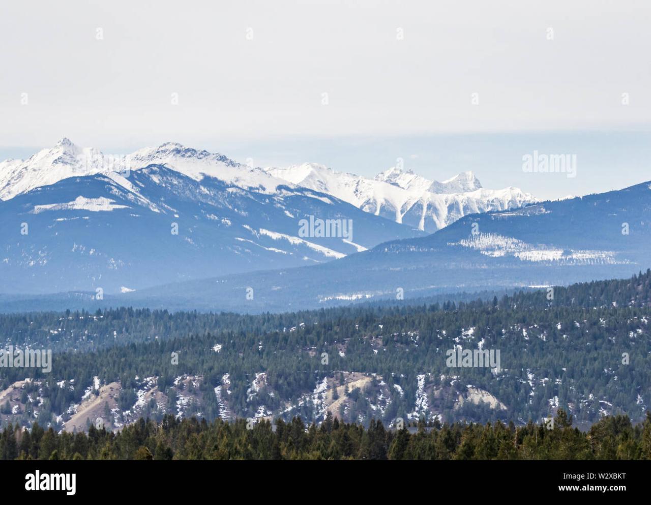 Early morning Lu Village, Lu Village, Anhui Province Stock Photo - Alamy