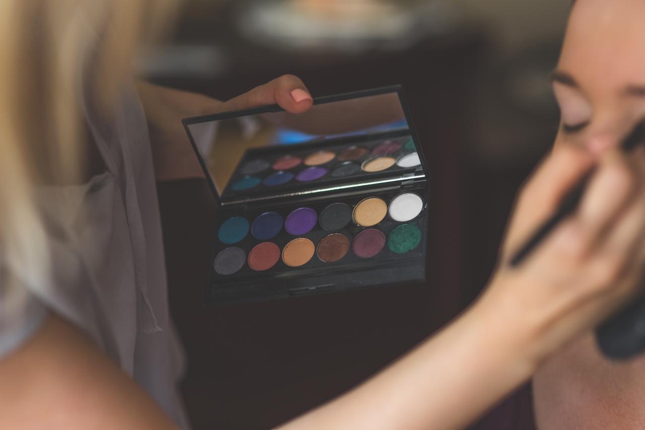 Free Images : hand, finger, color, artist, makeup, make up, human body ... Free Images : hand, finger, color, artist, makeup, make up, human body ...